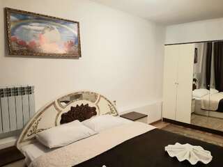Апартаменты Apartments on Vorontsovskaya Херсон Апартаменты-16